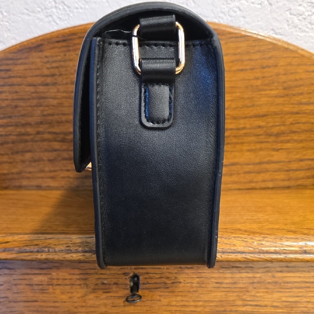 Jules Kae Mia Bag Crossbody Vegan Leather And Turnlock Closure NWT - Picture 4 of 9